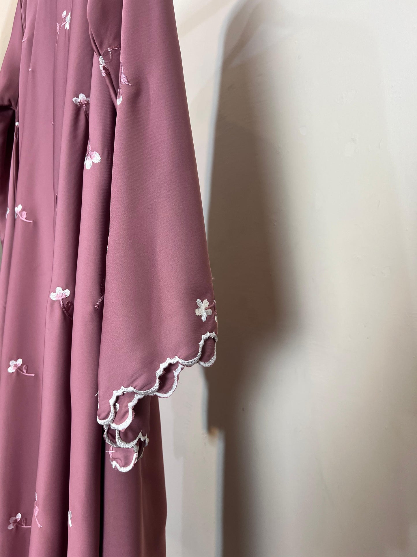 Nida embroidery abaya