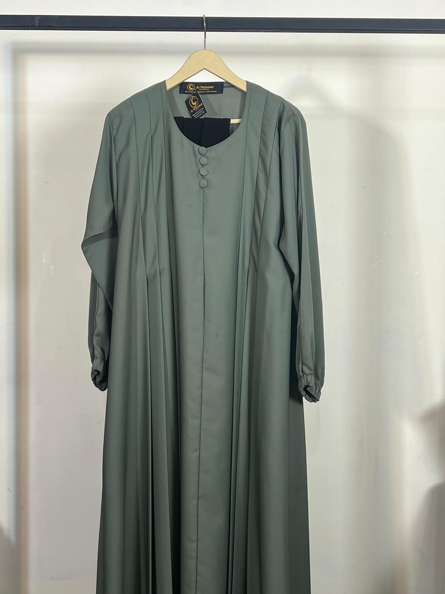 Nida platted frock abaya