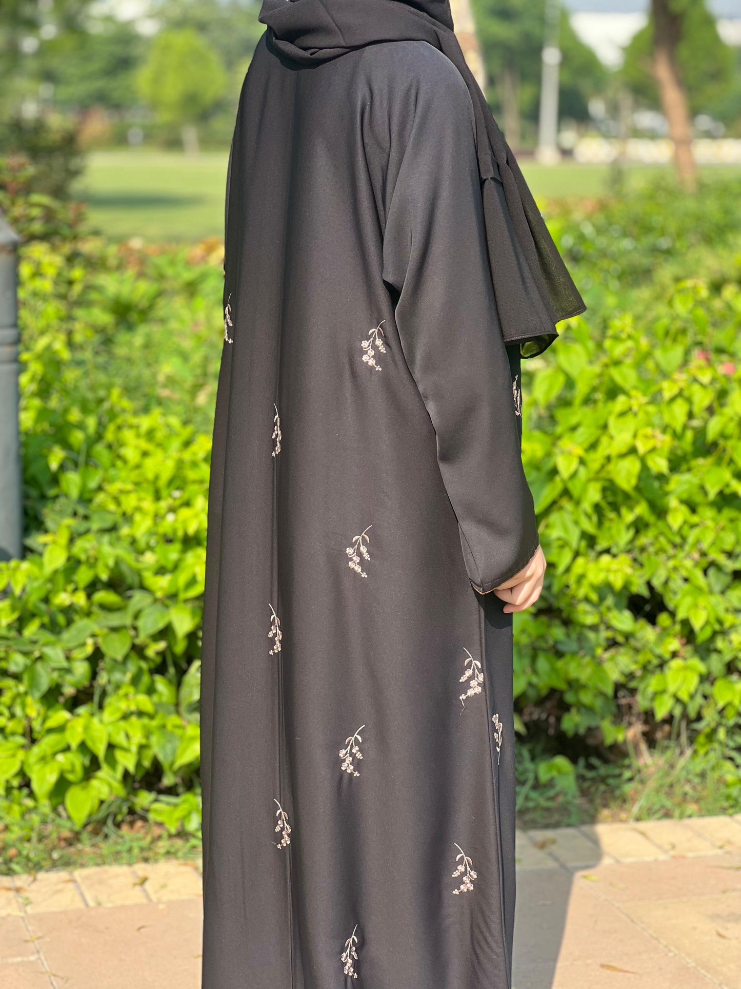 NIDA EMBROIDERY ABAYA